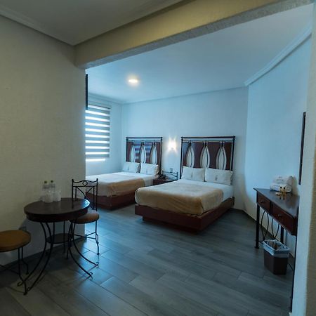 Hotel Alcazar - Guadalajara Centro Historico Екстер'єр фото