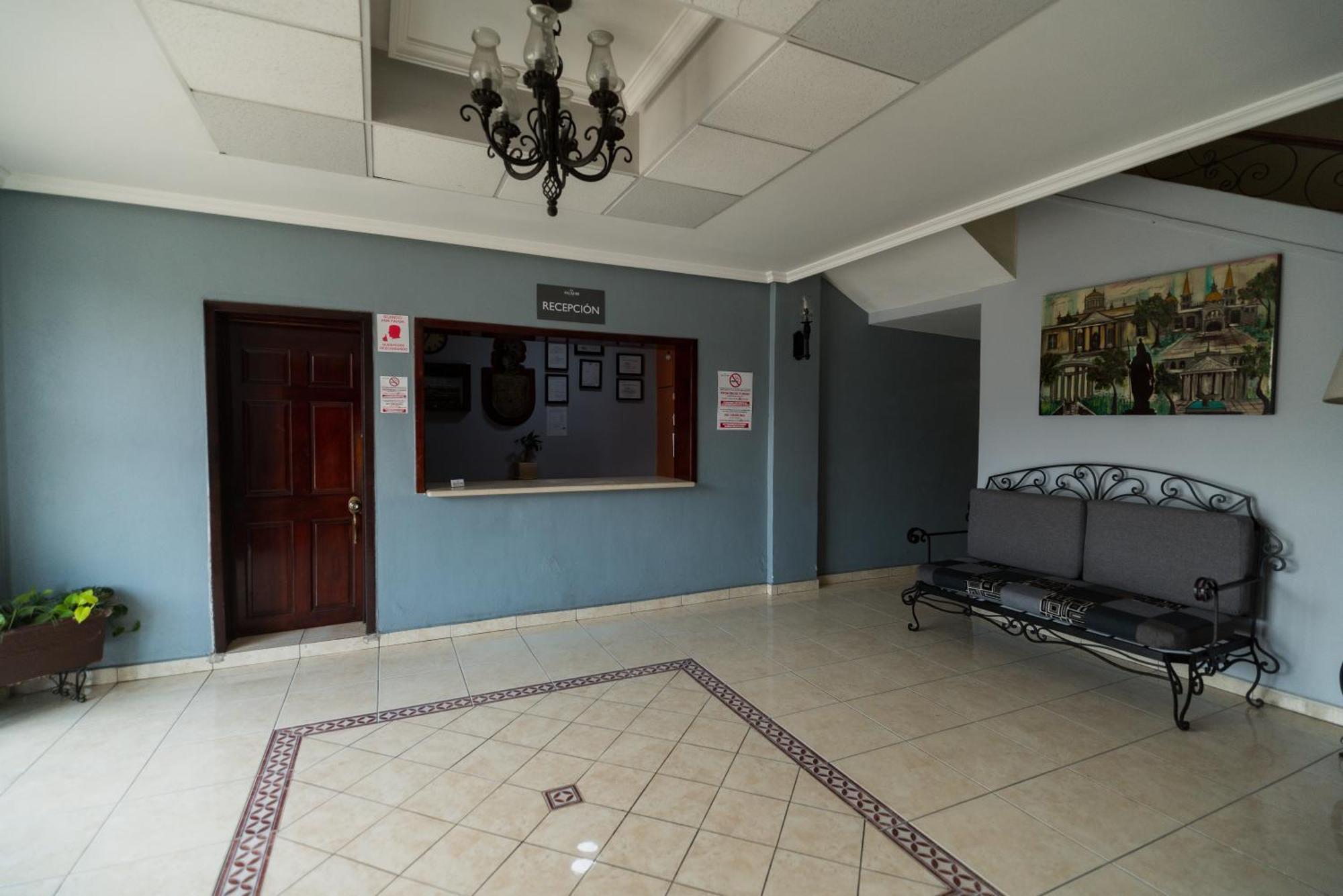 Hotel Alcazar - Guadalajara Centro Historico Екстер'єр фото