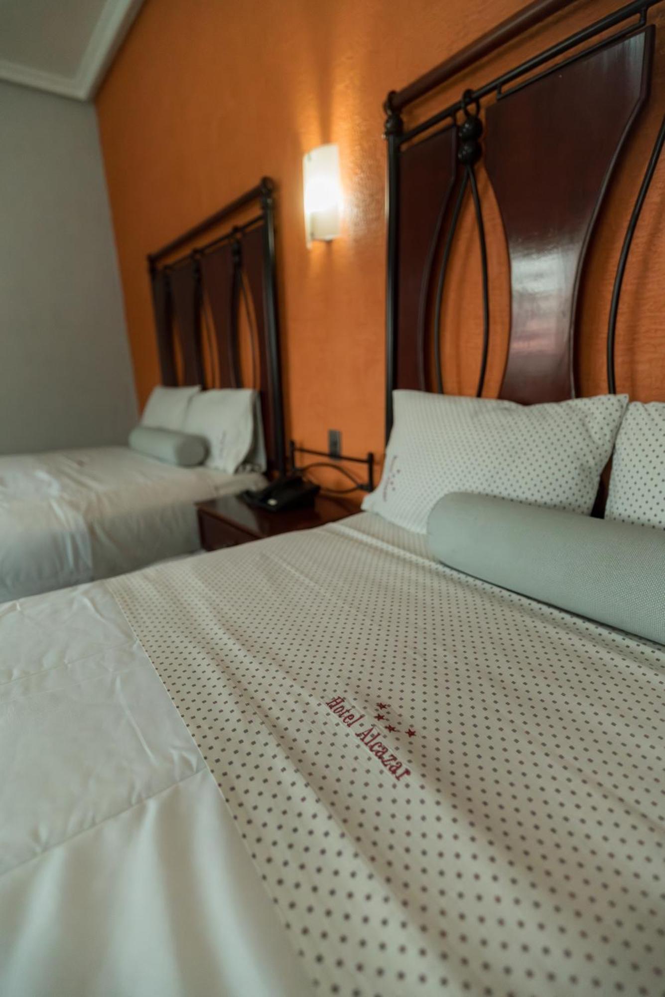 Hotel Alcazar - Guadalajara Centro Historico Екстер'єр фото