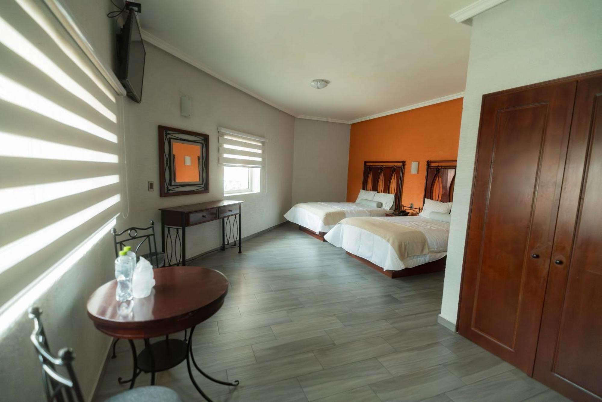 Hotel Alcazar - Guadalajara Centro Historico Екстер'єр фото